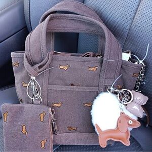 Madden Girl Dachshund Mini Tote with Charms Viral Tiktok